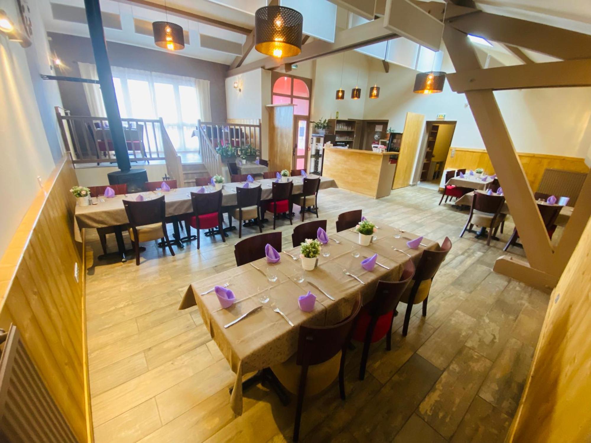 Les Pierres Roses Bed & Breakfast Coise Екстериор снимка