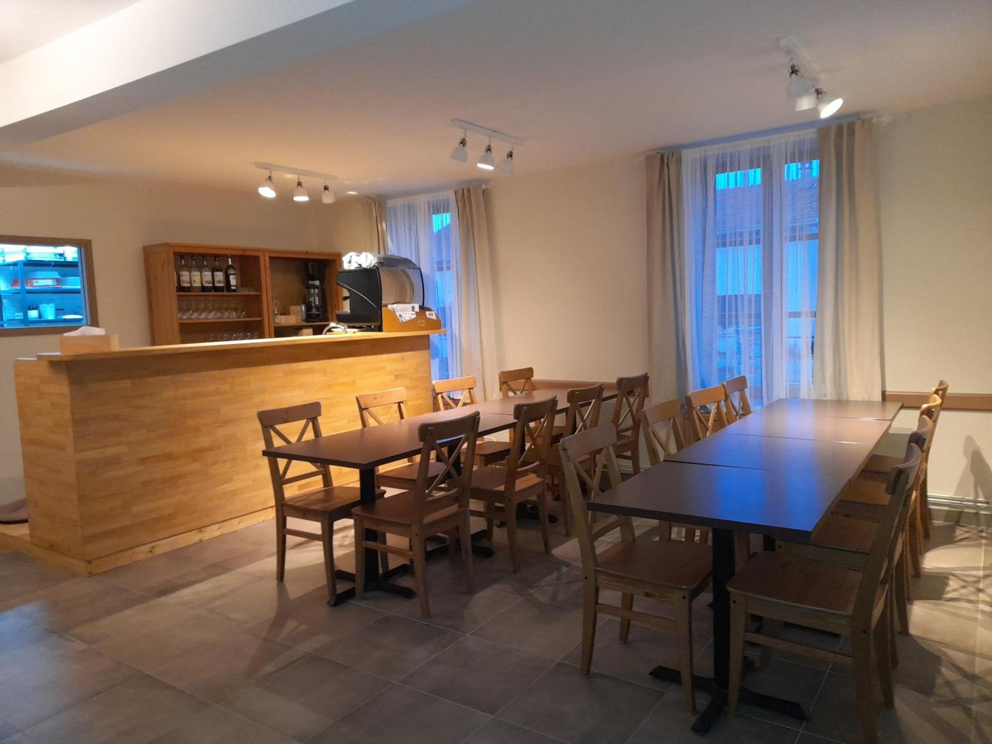 Les Pierres Roses Bed & Breakfast Coise Екстериор снимка