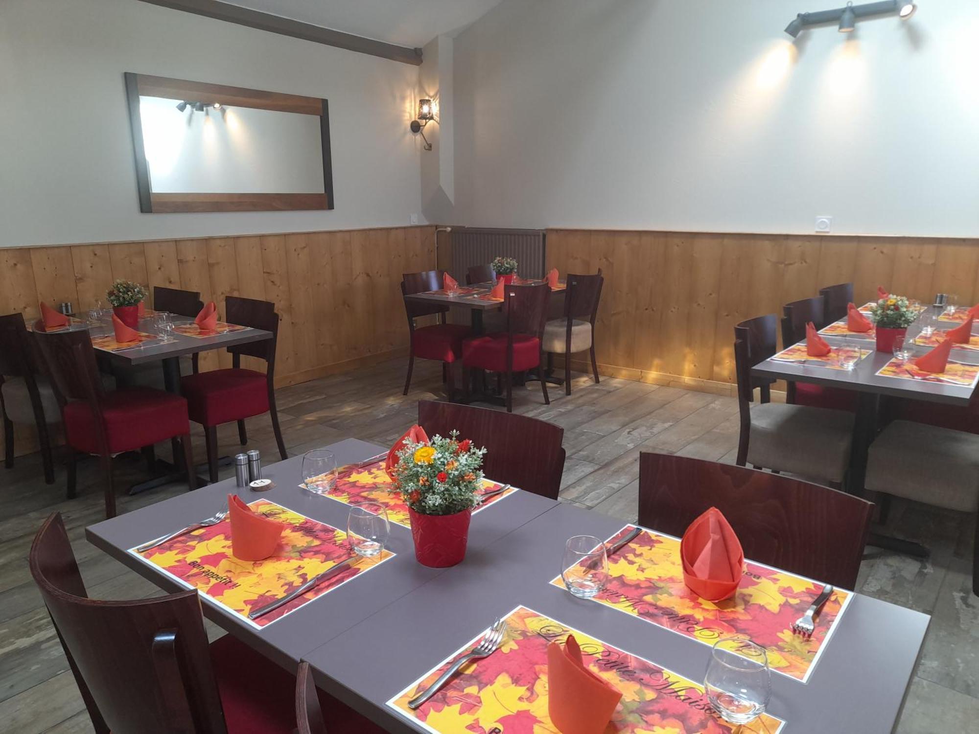 Les Pierres Roses Bed & Breakfast Coise Екстериор снимка
